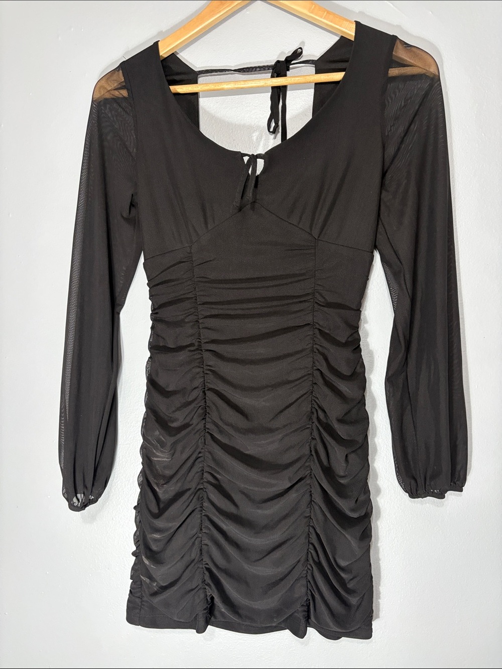 Hollister Black Ruched Long-Sleeve Mini Dress size XS